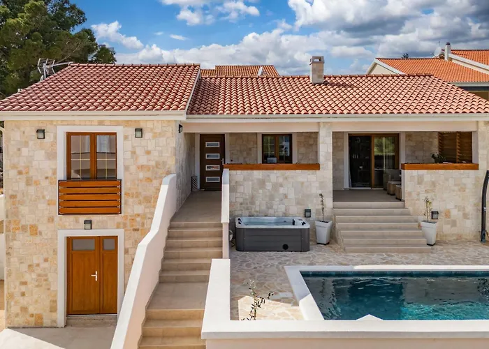 Casa de Férias Alora By Interhome Pridraga