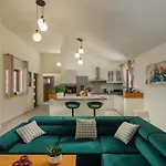 Alora By Interhome * Pridraga