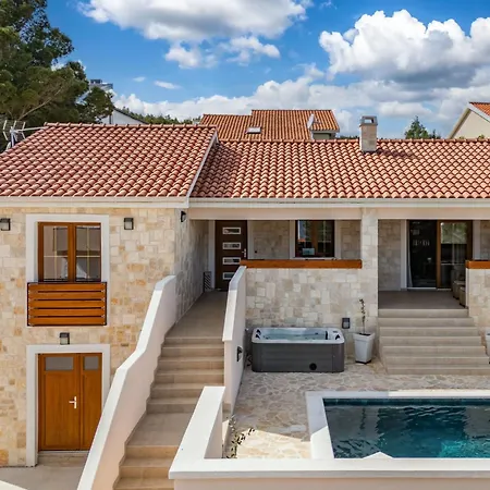 Vakantiehuis Alora By Interhome Pridraga