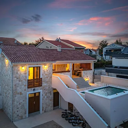 Alora By Interhome Vakantiehuis Pridraga