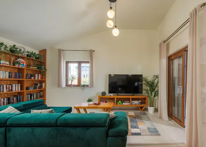Alora By Interhome * Pridraga